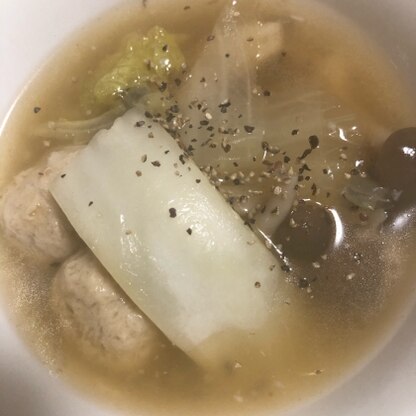 冷凍肉団子で！しかも量が少なかったのでシメジも入れてかさまし！簡単で美味しくて温まりました！(^-^)ありがとうございます！また作りたいです！